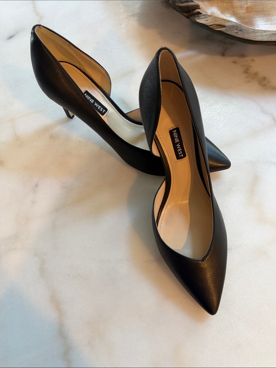 Nine West Shoes - Nine West Black Pointed Toe Heel Pumps